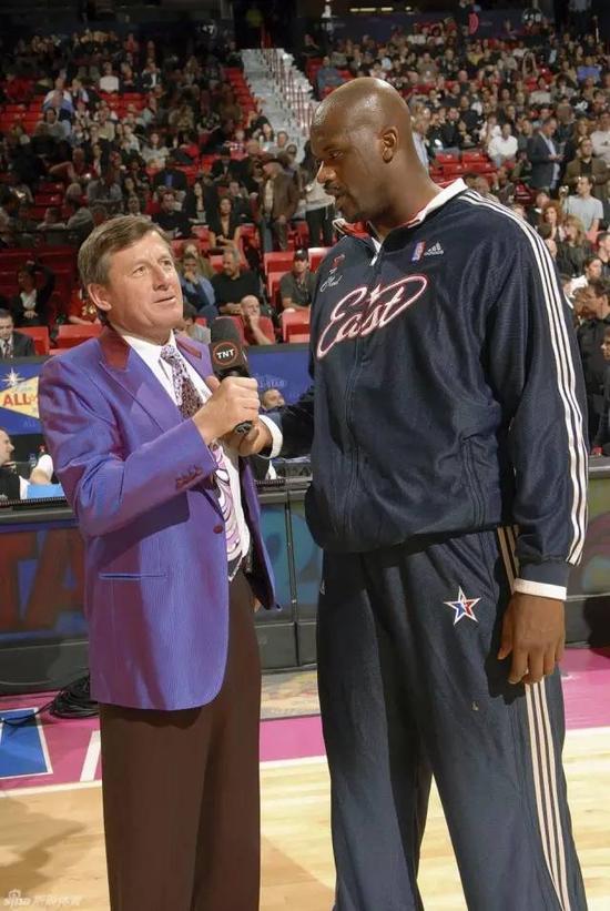 在比赛中展 在比赛中展