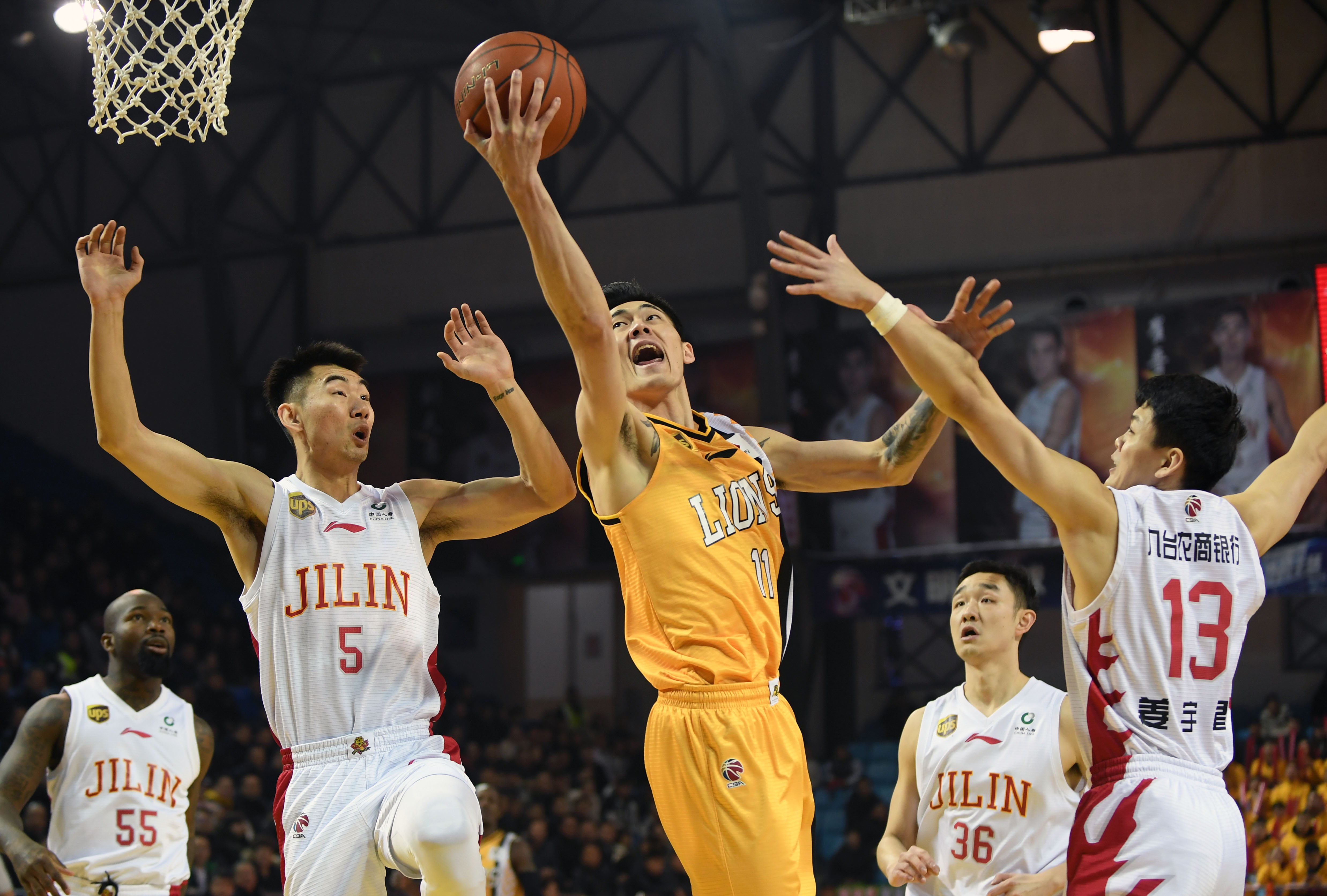 她并未贸然 她并未贸然