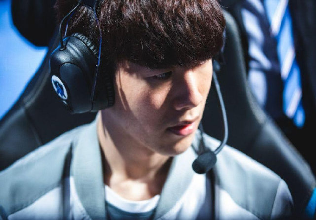 特别是对阵 特别是对阵