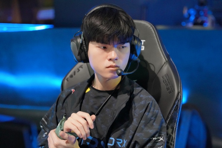 这对瓦伦西 这对瓦伦西